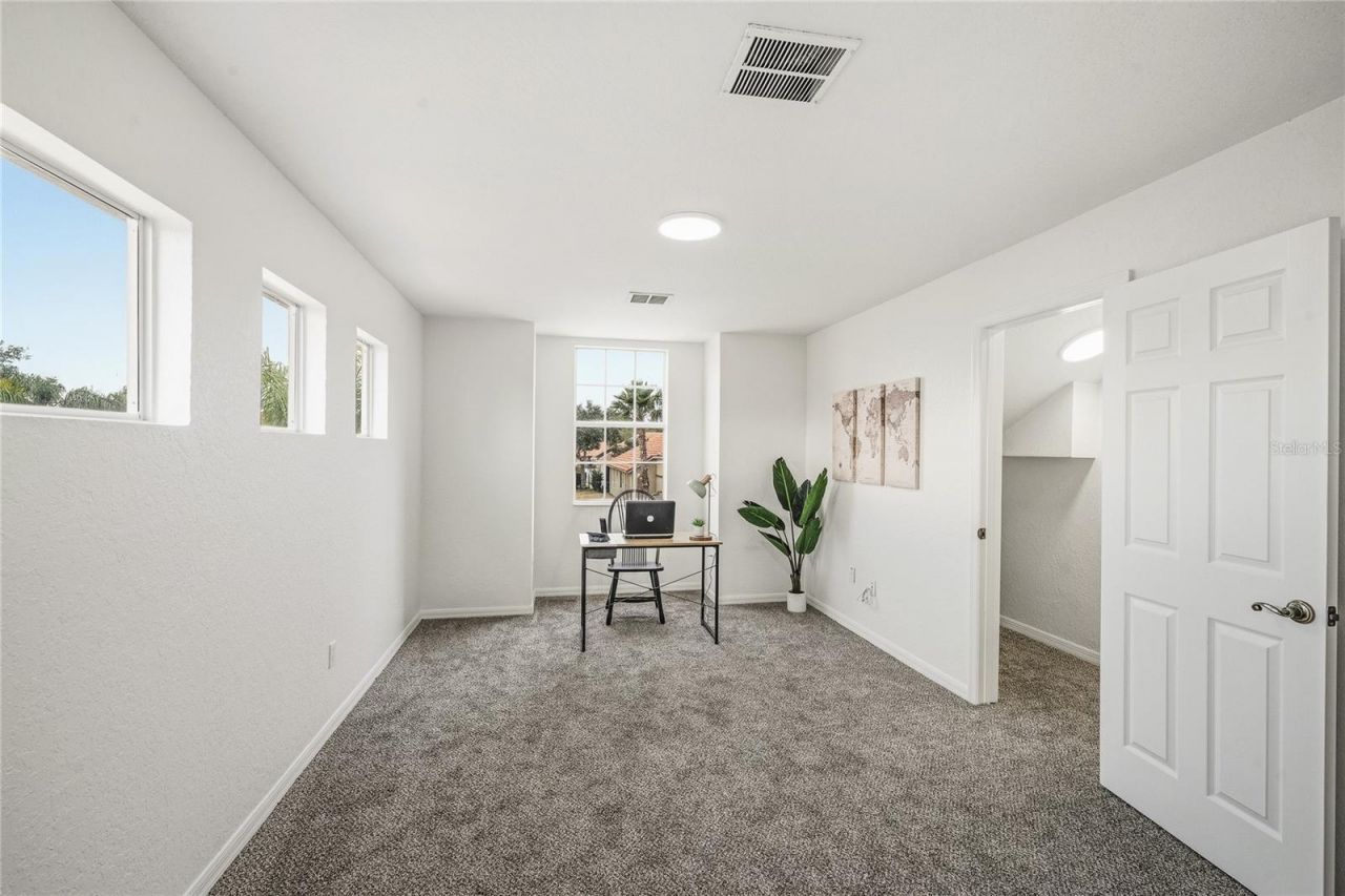 9059 Tuscan Valley Place, Orlando, FL 32825 Photo