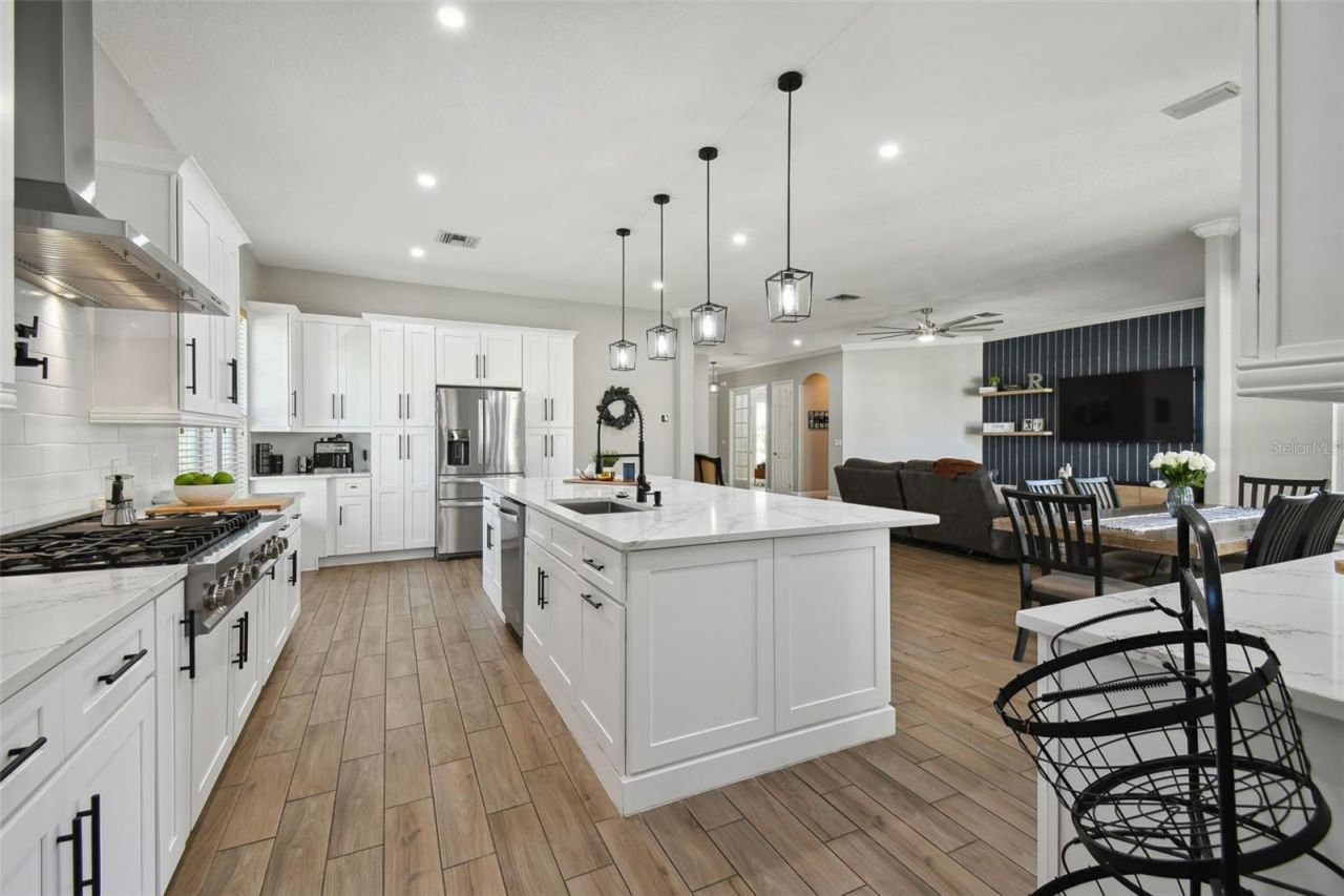 7009 Five Oaks Drive, Harmony, FL 34773 Photo