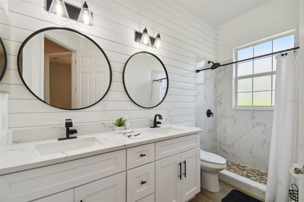 7009 Five Oaks Drive, Harmony, FL 34773 Photo