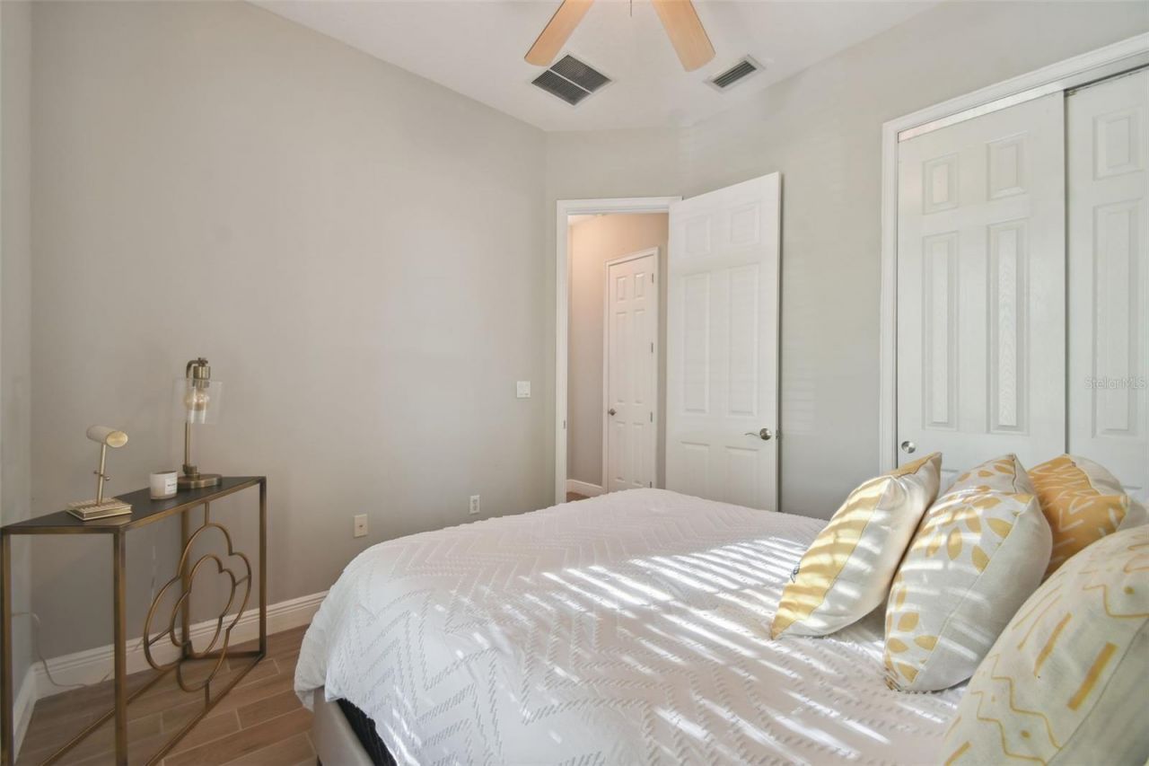 7009 Five Oaks Drive, Harmony, FL 34773 Photo