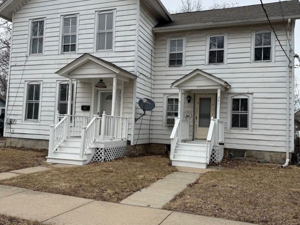 371-373 CEDAR Street, Aurora, IL 60506