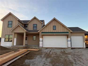 13630 Clover Court, Kearney, MO 64060