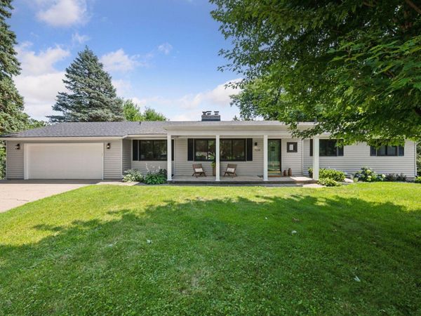 7329 Ridgeway Road , Golden Valley, MN 55427