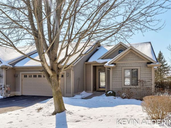 2325 Valarie Drive, Zeeland, MI 49464
