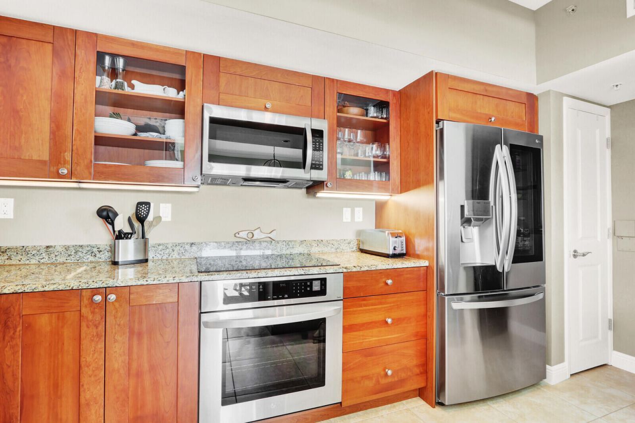 775 NW Flagler Avenue, Unit 403, Stuart, FL 34994 Photo