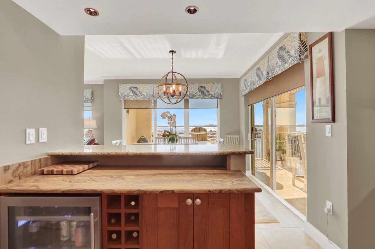 775 NW Flagler Avenue, Unit 403, Stuart, FL 34994 Photo