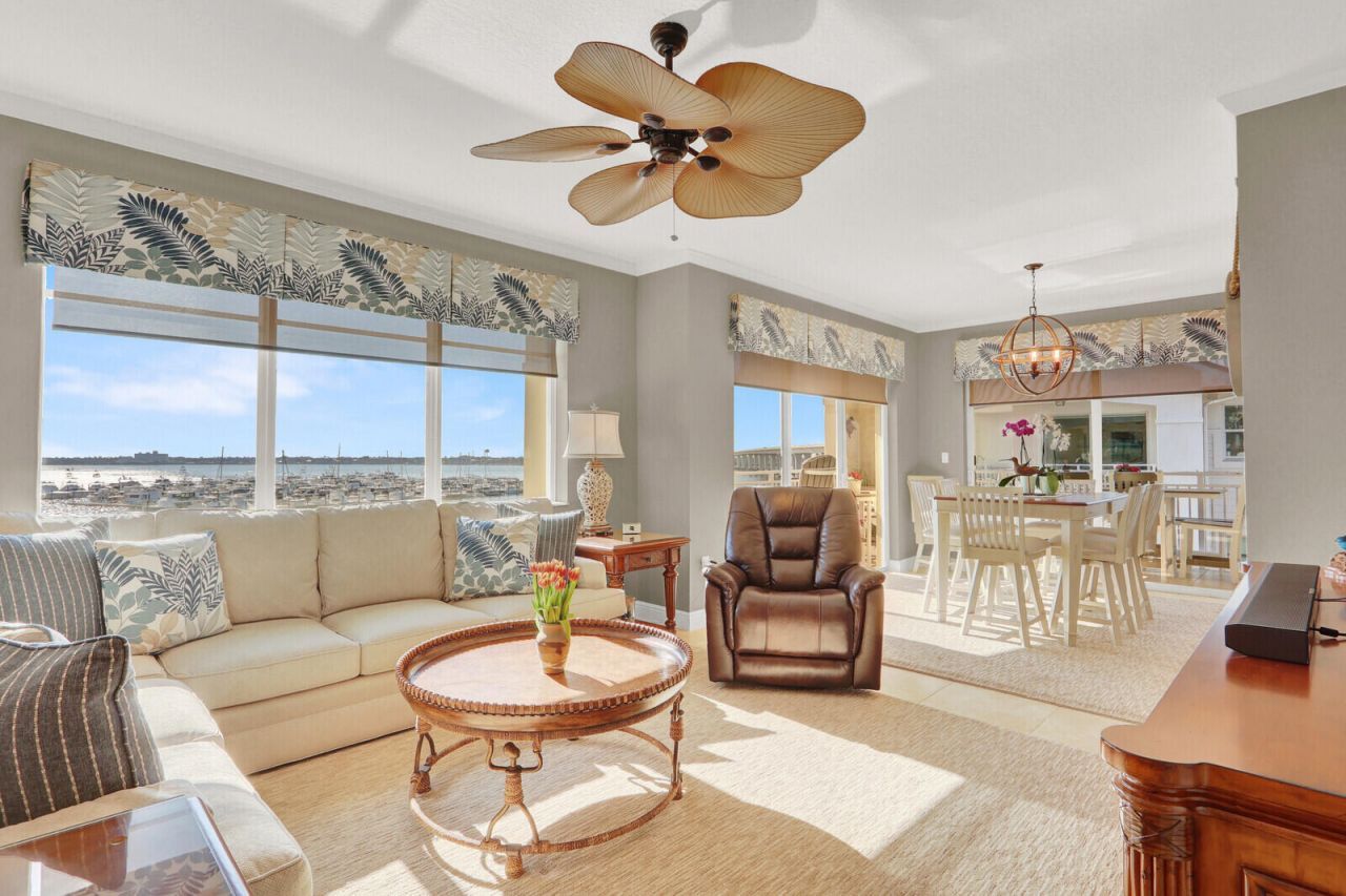 775 NW Flagler Avenue, Unit 403, Stuart, FL 34994 Photo