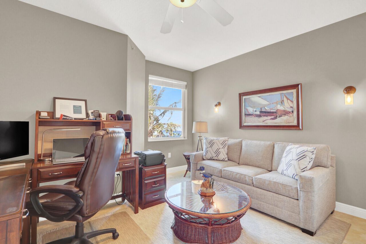 775 NW Flagler Avenue, Unit 403, Stuart, FL 34994 Photo