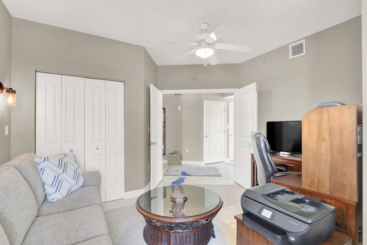 775 NW Flagler Avenue, Unit 403, Stuart, FL 34994 Photo