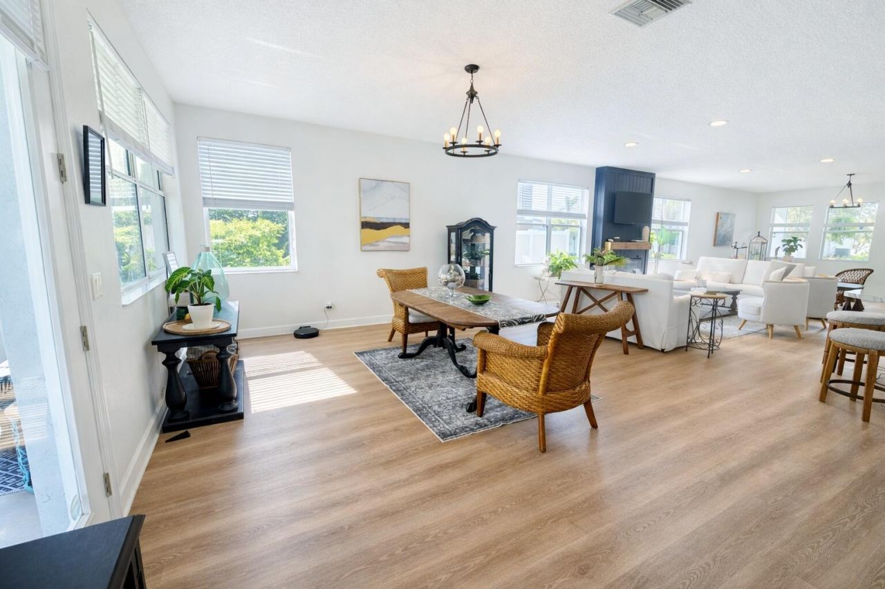 5915 NW Brianna Court, Port Saint Lucie, FL 34986 Photo
