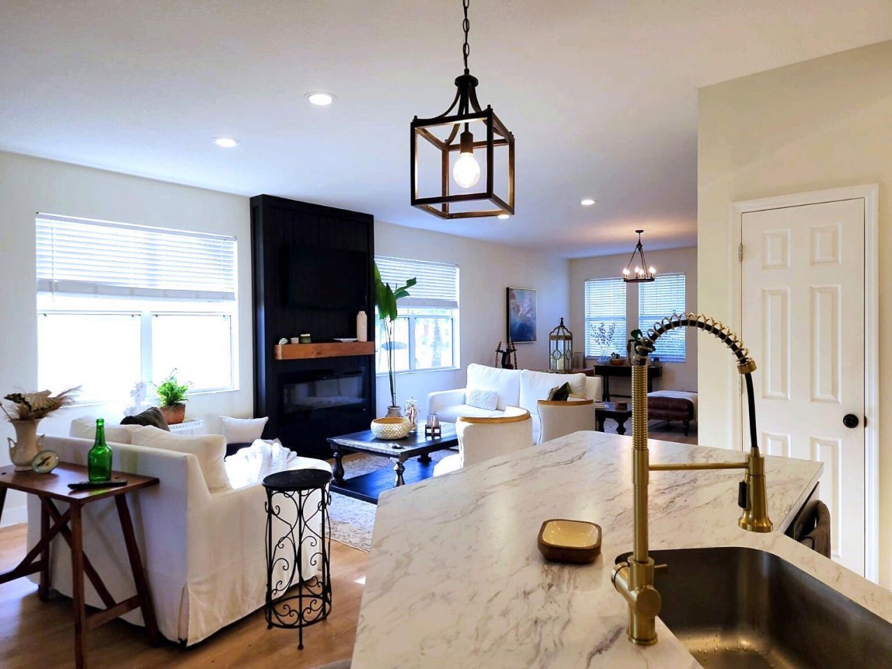 5915 NW Brianna Court, Port Saint Lucie, FL 34986 Photo