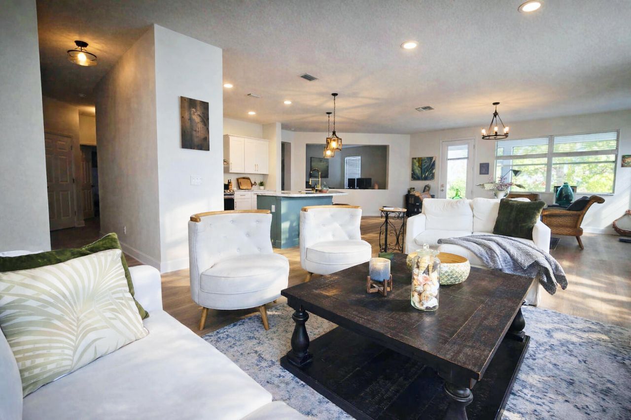 5915 NW Brianna Court, Port Saint Lucie, FL 34986 Photo