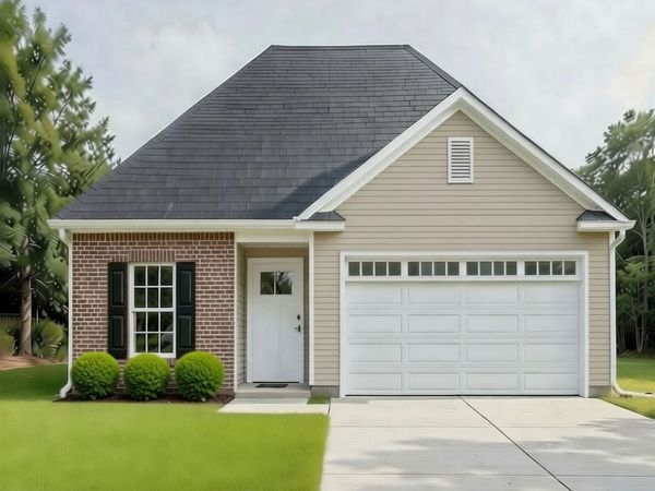 614 15TH Street N, Leclaire, IA 52753