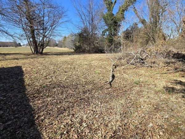 00 Giant City Road S, Carbondale, IL 62902