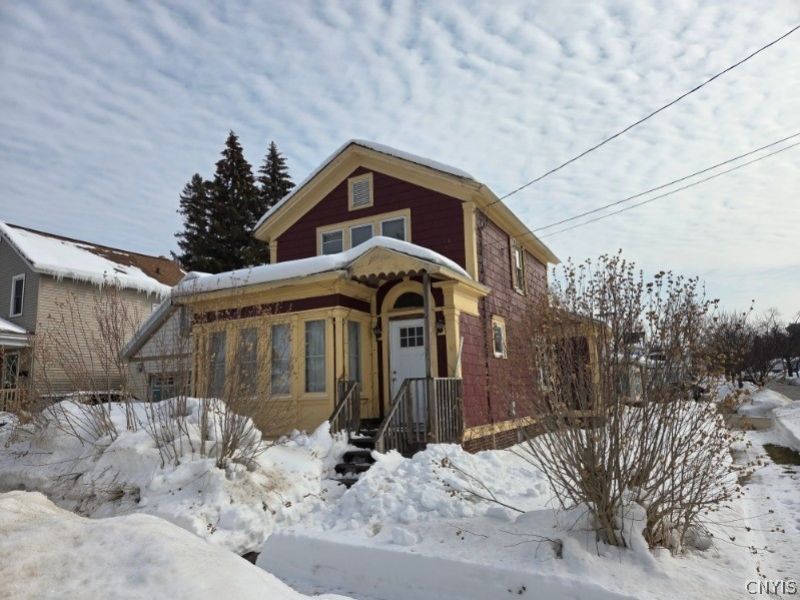 116 E Oneida Street, Oswego, NY 13126 Main Photo