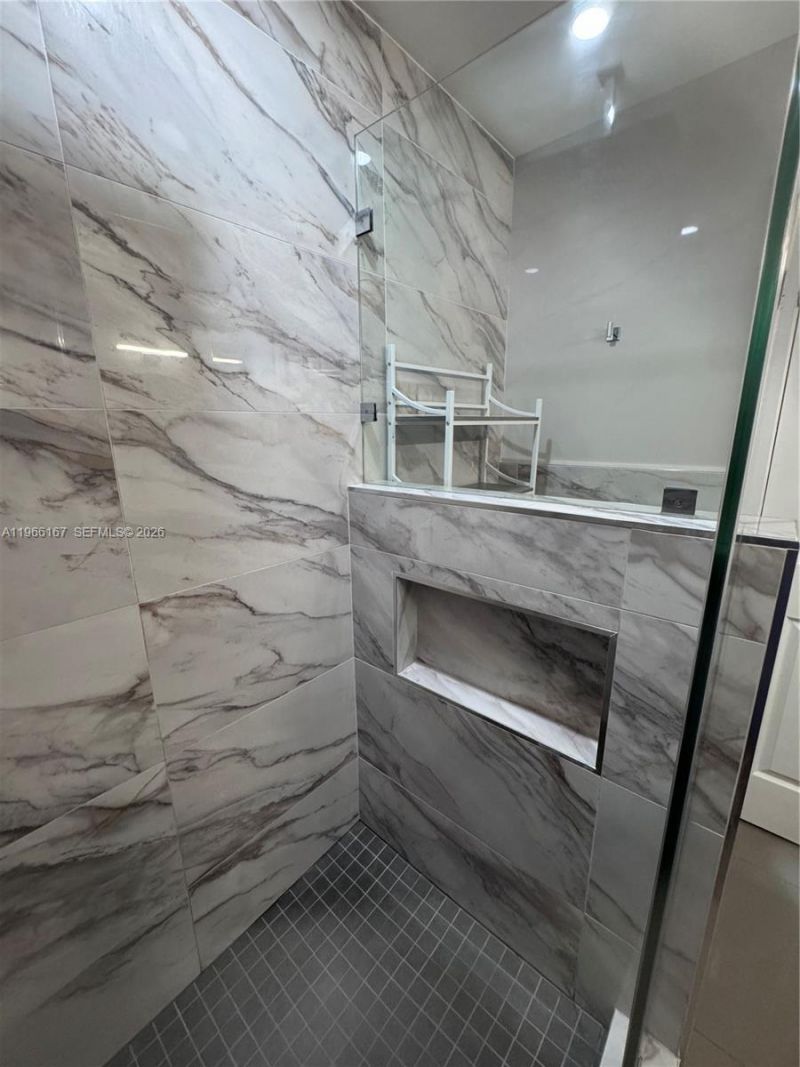 504 Woodgate Cir, Unit C, Sunrise, FL 33326 Photo