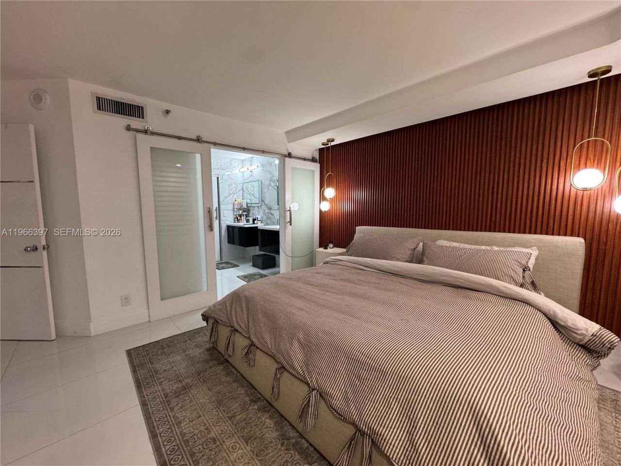 19195 Mystic Pointe Dr, Unit 205, Aventura, FL 33180 Photo
