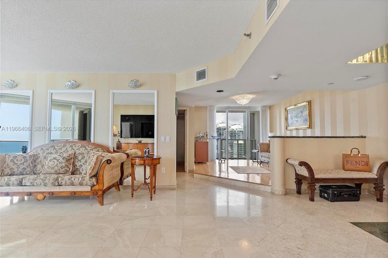 16445 Collins Ave, Unit 2328, Sunny Isles Beach, FL 33160 Photo