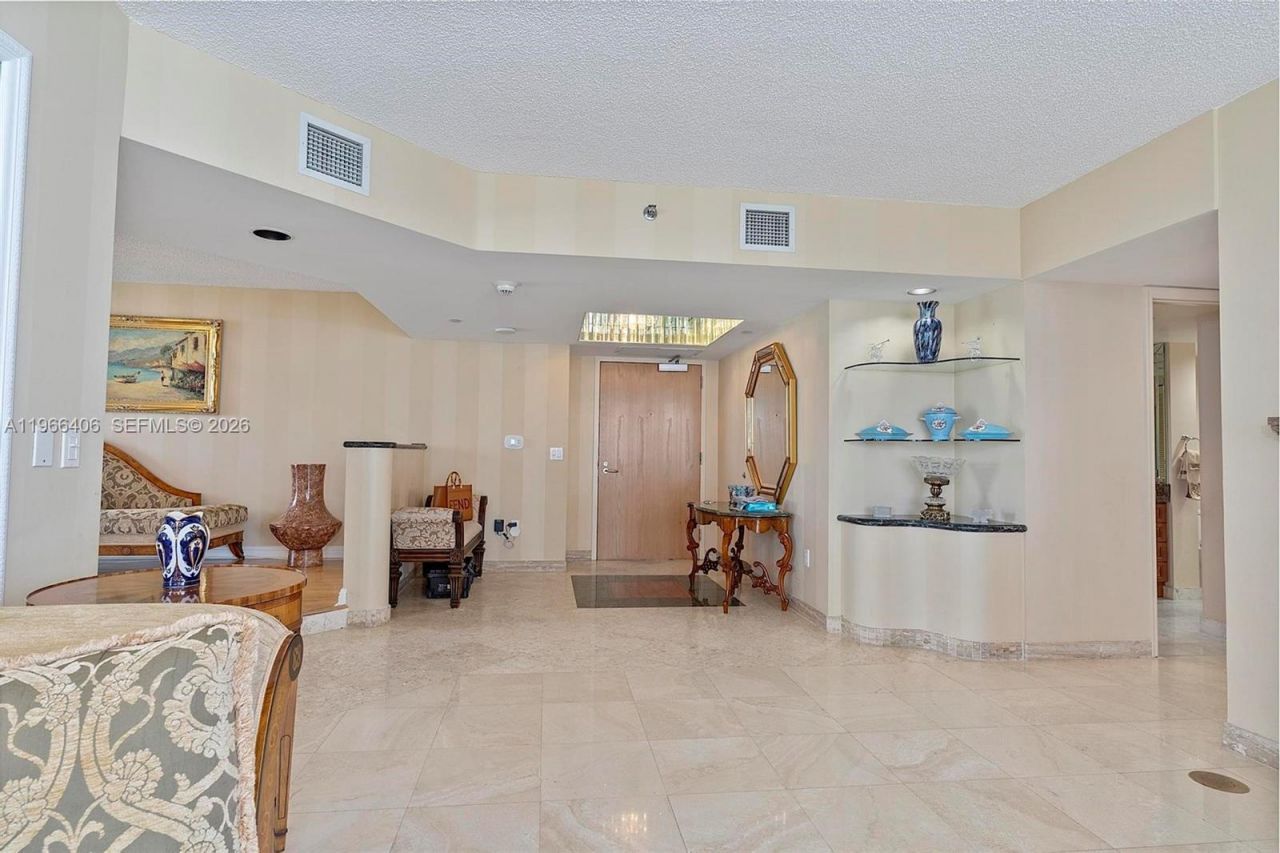 16445 Collins Ave, Unit 2328, Sunny Isles Beach, FL 33160 Photo