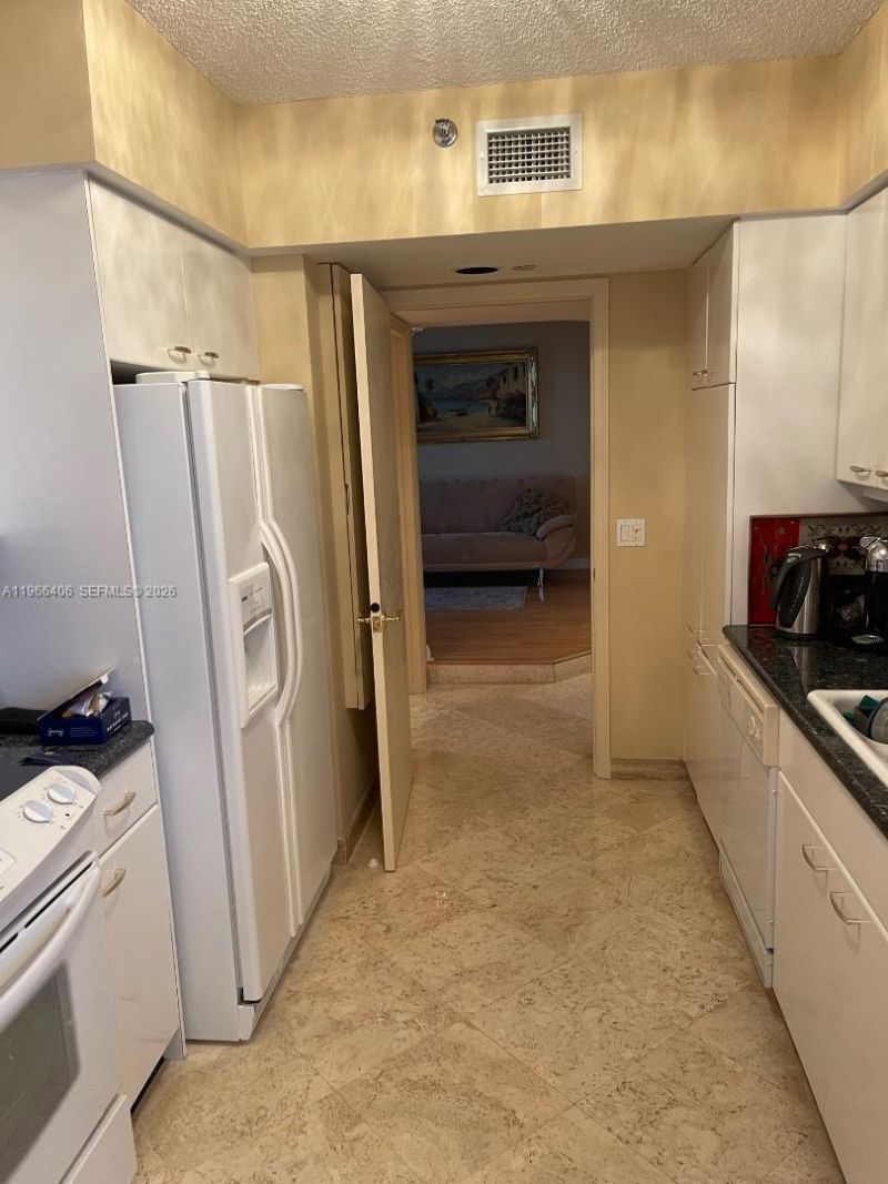 16445 Collins Ave, Unit 2328, Sunny Isles Beach, FL 33160 Photo