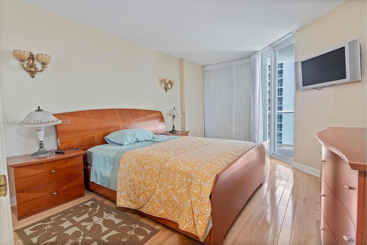 16445 Collins Ave, Unit 2328, Sunny Isles Beach, FL 33160 Photo