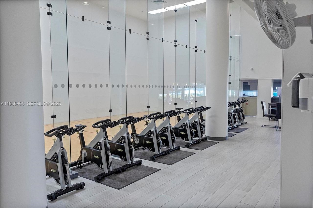 16445 Collins Ave, Unit 2328, Sunny Isles Beach, FL 33160 Photo