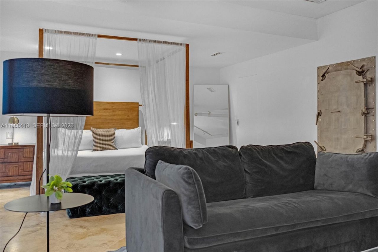 5781 Biscayne Blvd , Unit PH-3, Miami, FL 33137 Photo