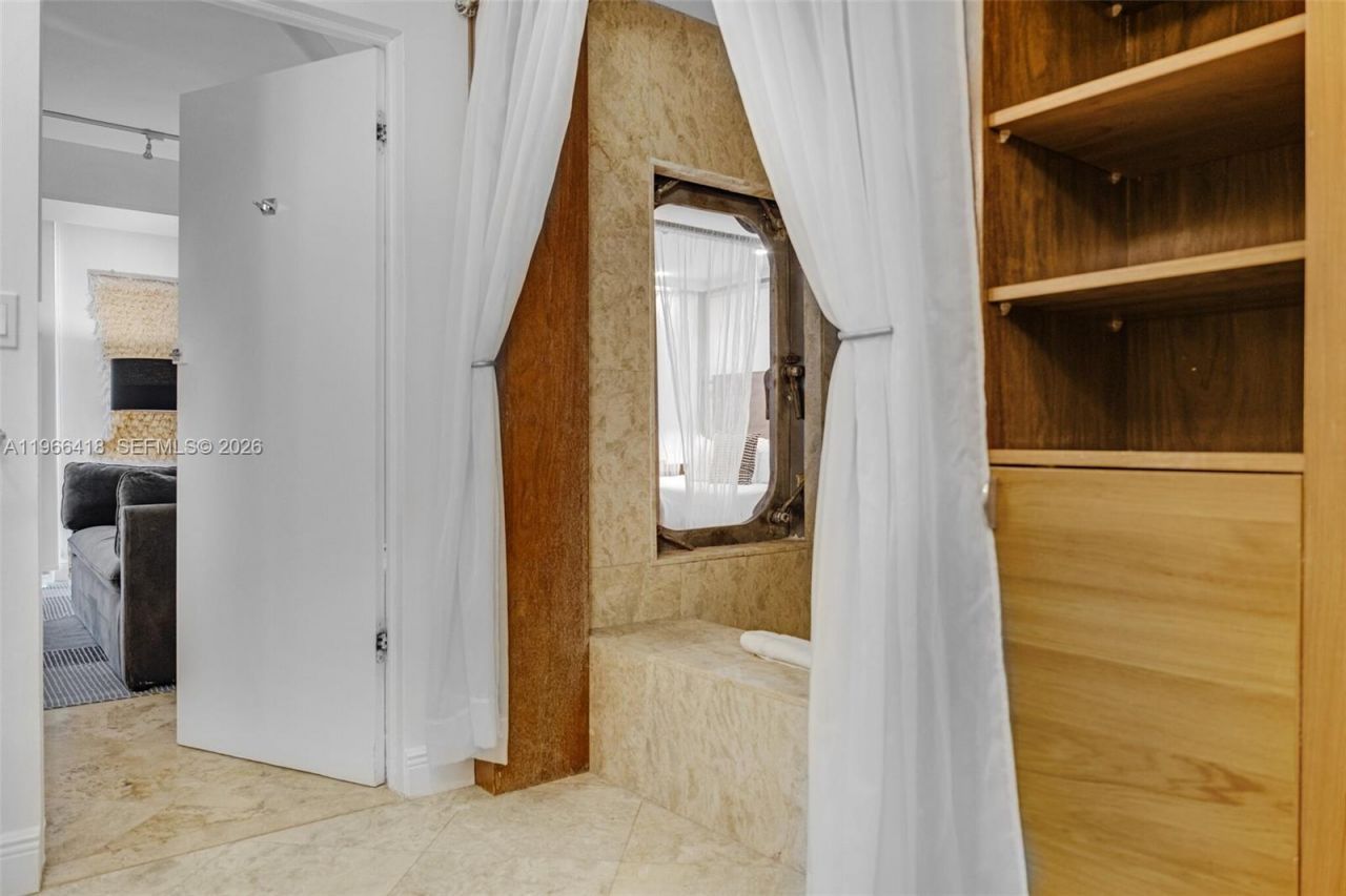 5781 Biscayne Blvd , Unit PH-3, Miami, FL 33137 Photo