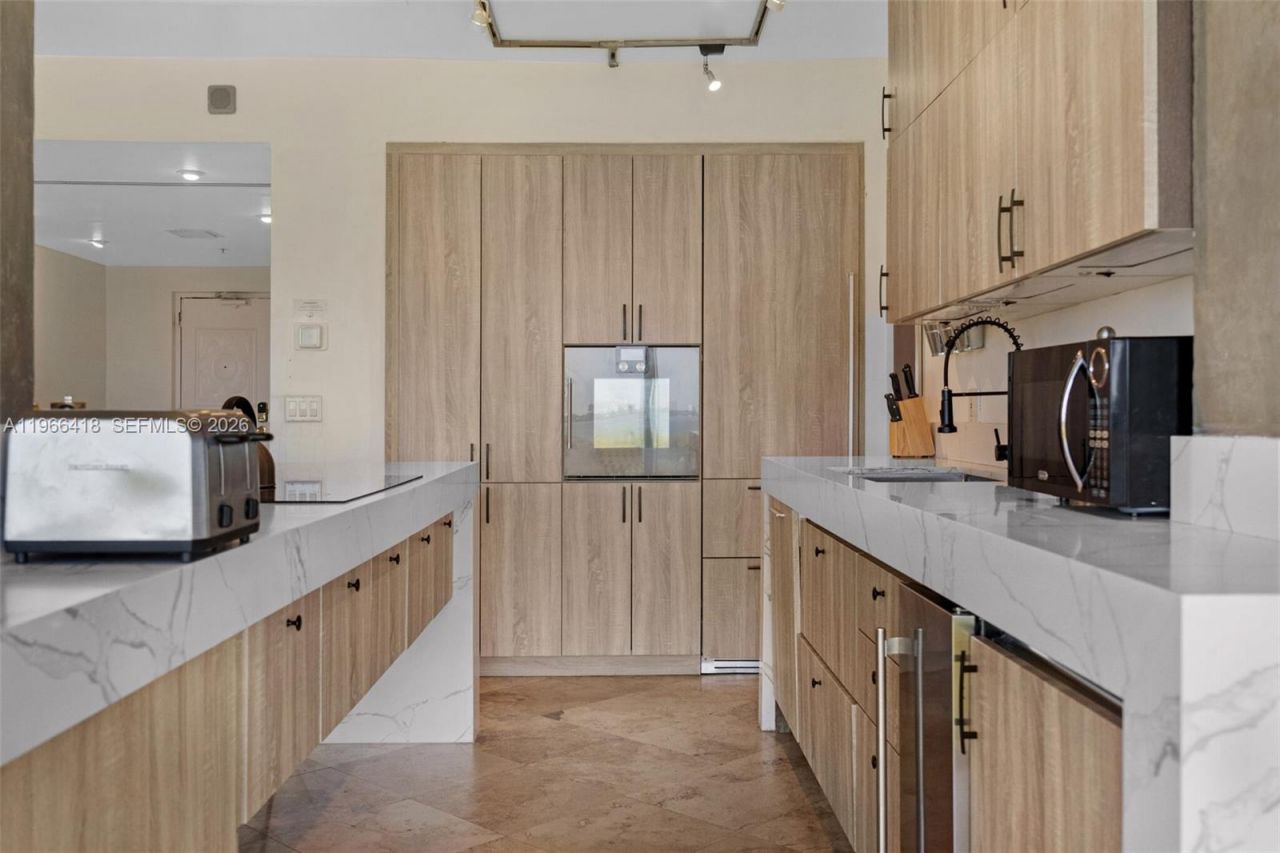 5781 Biscayne Blvd , Unit PH-3, Miami, FL 33137 Photo