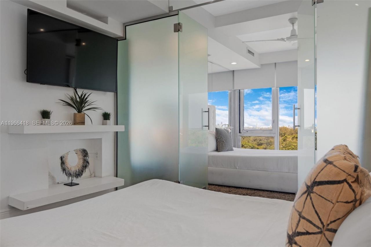 5781 Biscayne Blvd , Unit PH-3, Miami, FL 33137 Photo