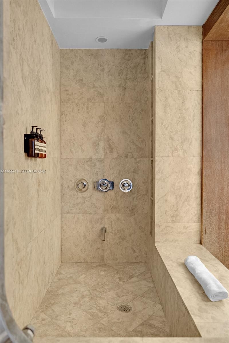 5781 Biscayne Blvd , Unit PH-3, Miami, FL 33137 Photo