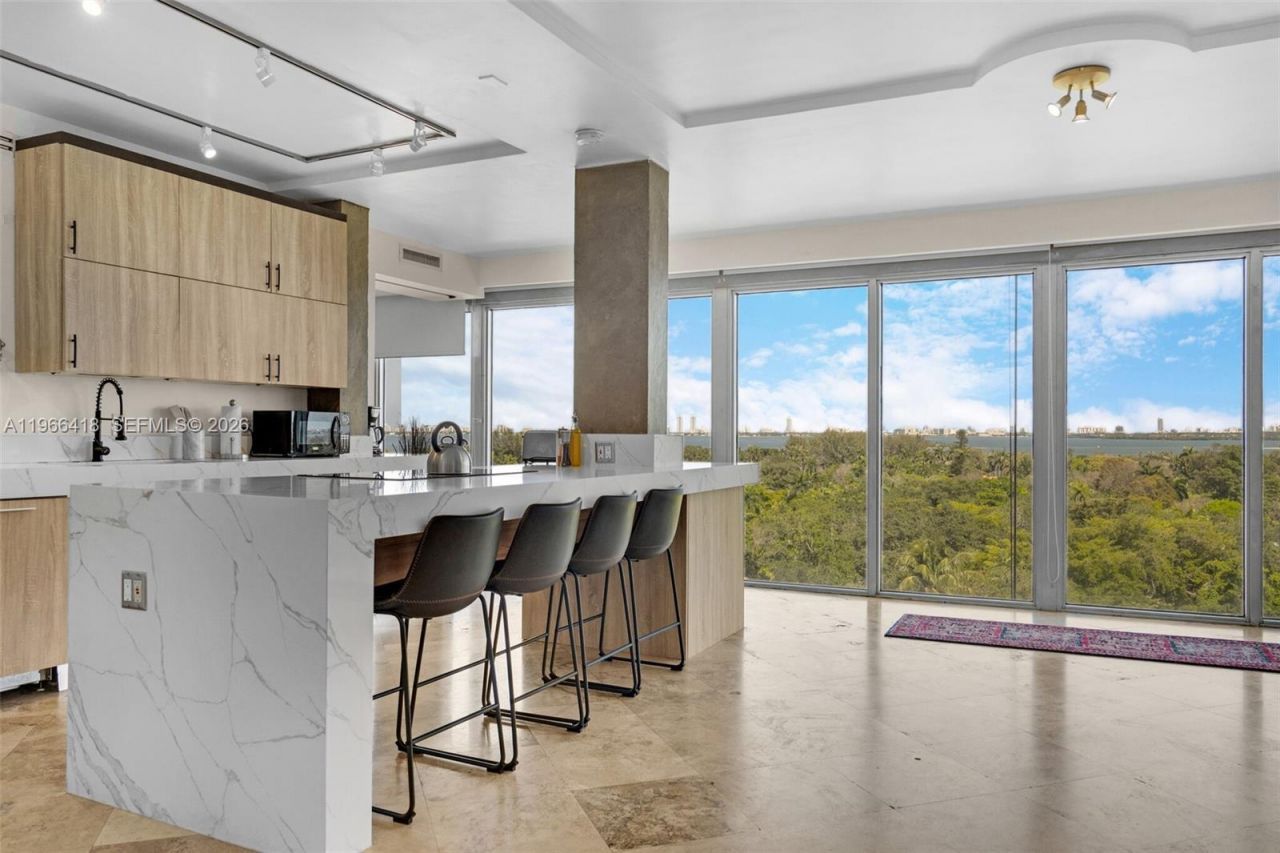 5781 Biscayne Blvd , Unit PH-3, Miami, FL 33137 Photo