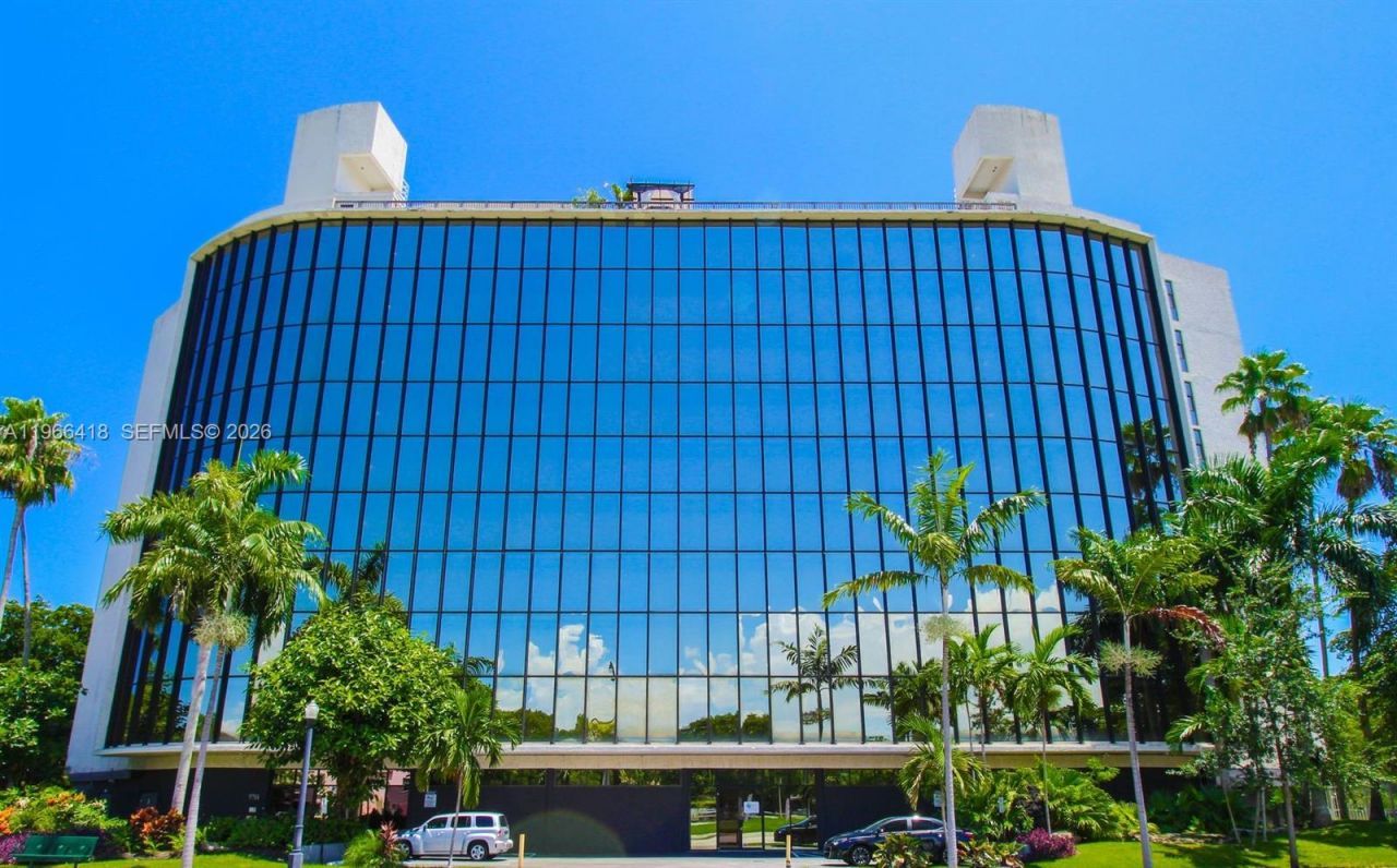 5781 Biscayne Blvd , Unit PH-3, Miami, FL 33137 Photo