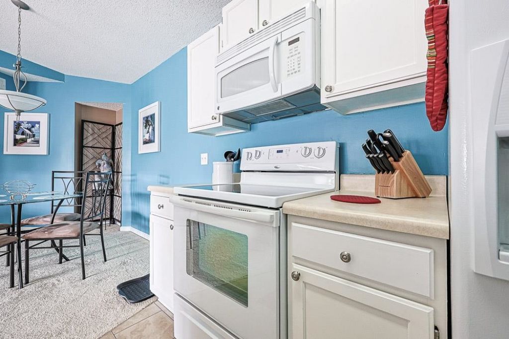 1943 Bent Grass Dr.  Photo 11