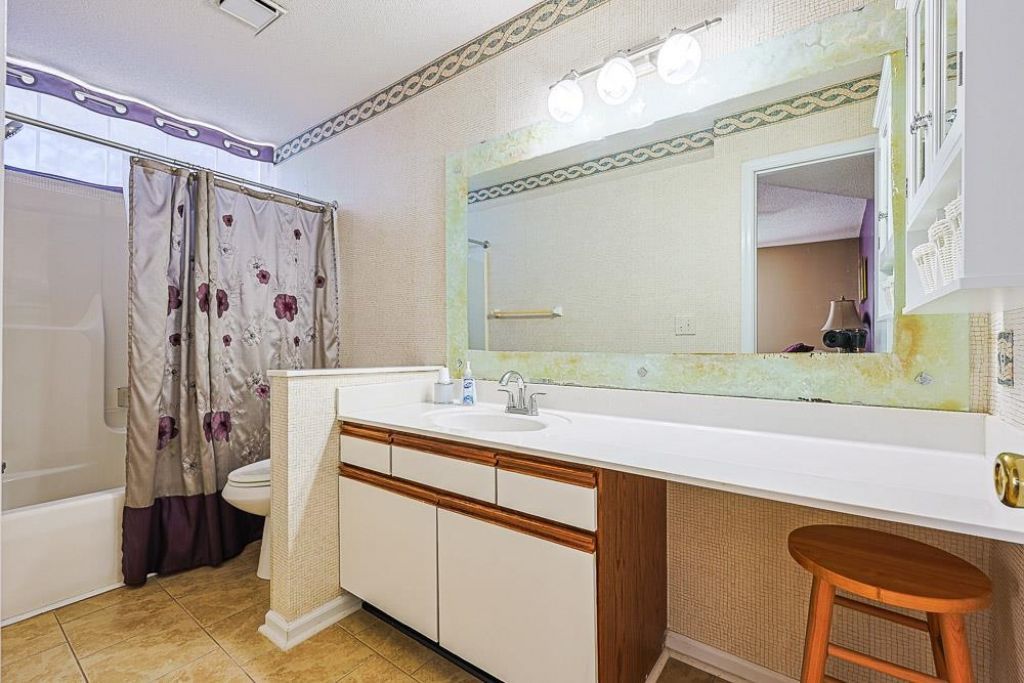 1943 Bent Grass Dr.  Photo 19