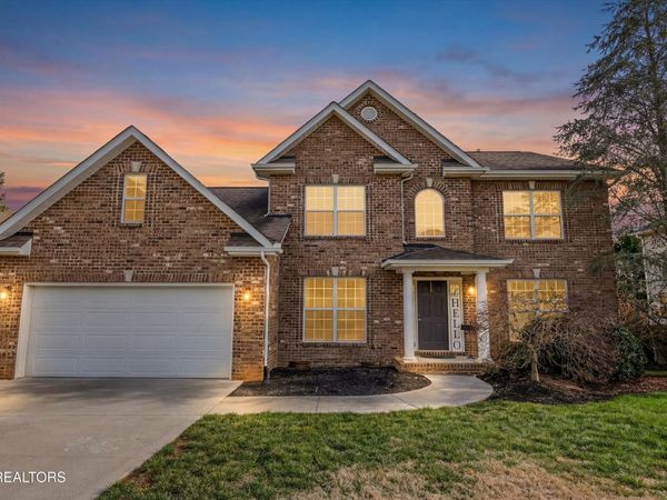 901 Heathgate Rd, Knoxville, TN 37922