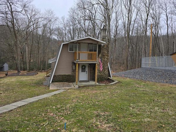 163 Sandy Acres Drive, Bruceton Mills, WV 26525