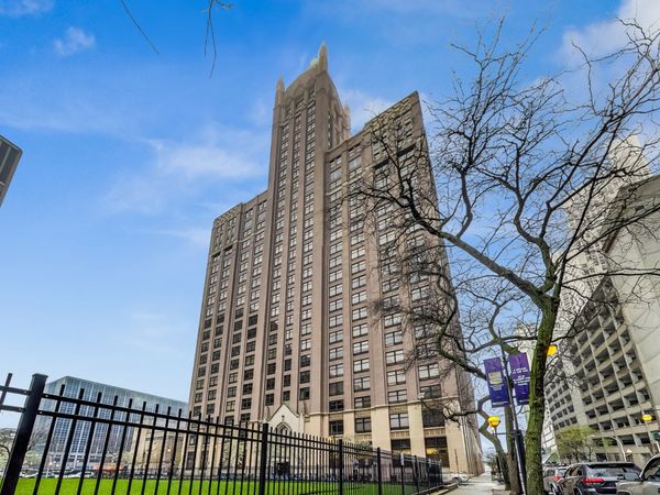 680 N Lake Shore Drive, Unit 1216, Chicago, IL 60611
