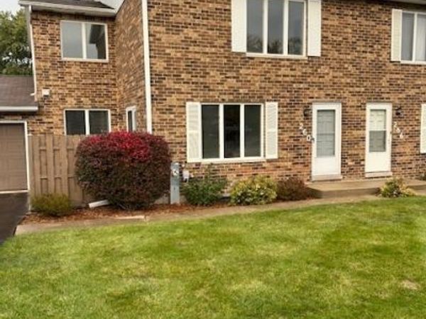 260/262/264/266 Paddock Circle, Glendale Heights, IL 60139