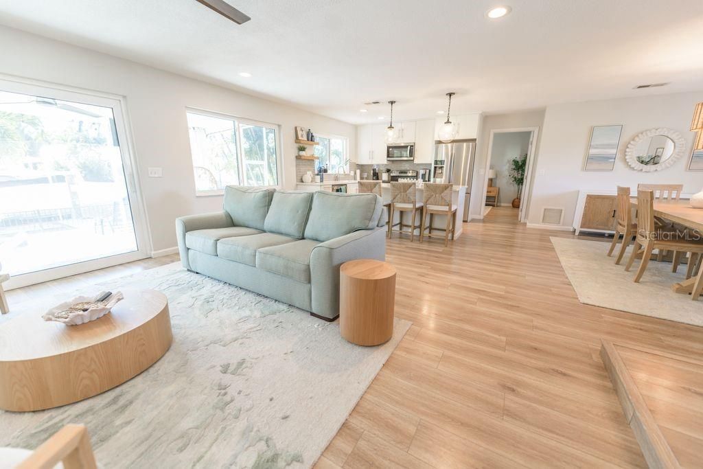 1472 47th Avenue Ne, Saint Petersburg, FL 33703 Photo