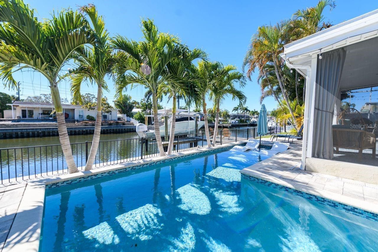 1472 47th Avenue Ne, Saint Petersburg, FL 33703 Photo