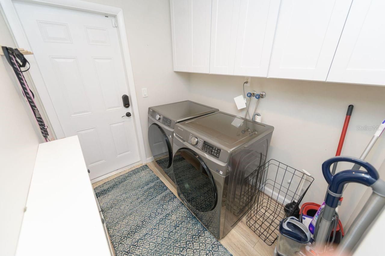 1472 47th Avenue Ne, Saint Petersburg, FL 33703 Photo