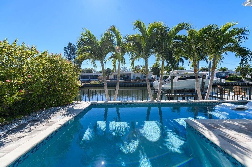 1472 47th Avenue Ne, Saint Petersburg, FL 33703 Photo