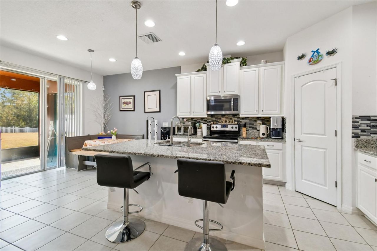 12112 Ledbury Commons Drive, Gibsonton, FL 33534 Photo