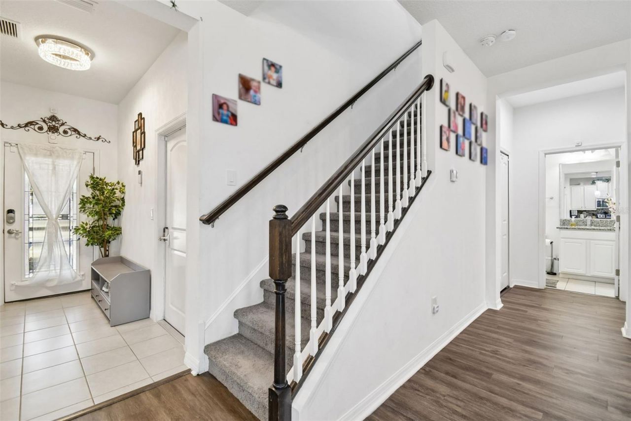 12112 Ledbury Commons Drive, Gibsonton, FL 33534 Photo