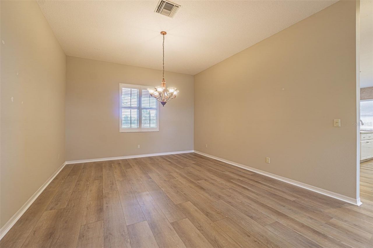 12124 94th Way, Largo, FL 33773 Photo