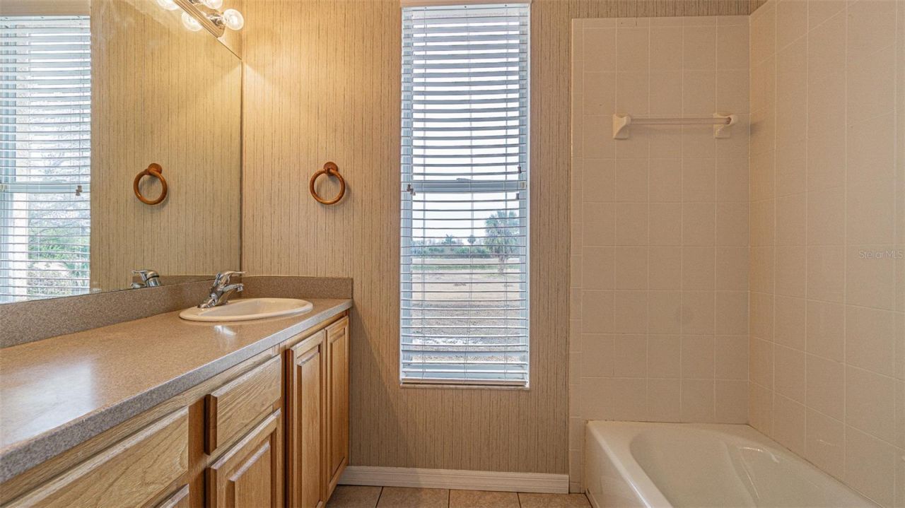 12124 94th Way, Largo, FL 33773 Photo