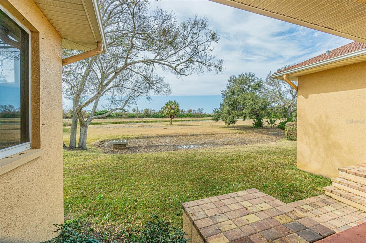 12124 94th Way, Largo, FL 33773 Photo