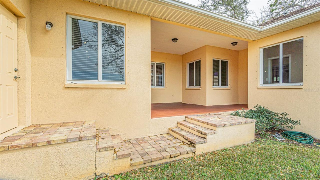 12124 94th Way, Largo, FL 33773 Photo