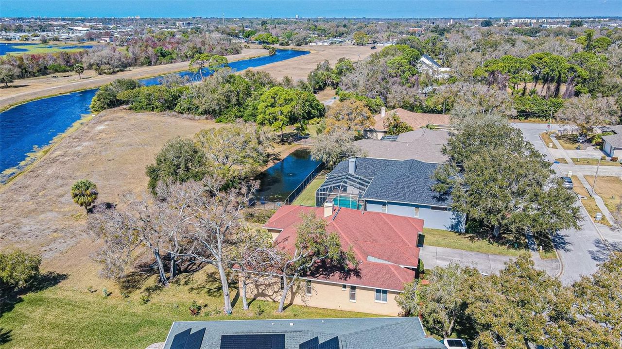 12124 94th Way, Largo, FL 33773 Photo